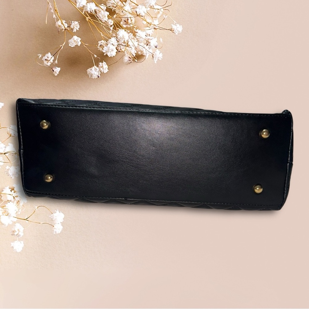 Badgley Mischka NWT Elegant Black Quilted Handbag - $159 Retail - Picture 5 of 10